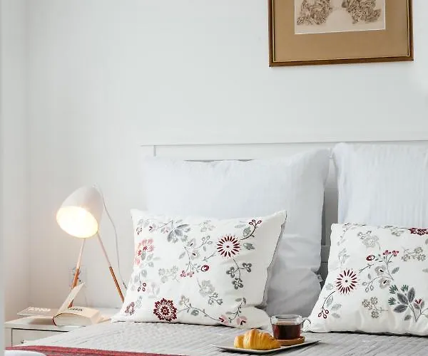 Comfystay Old Town شقة